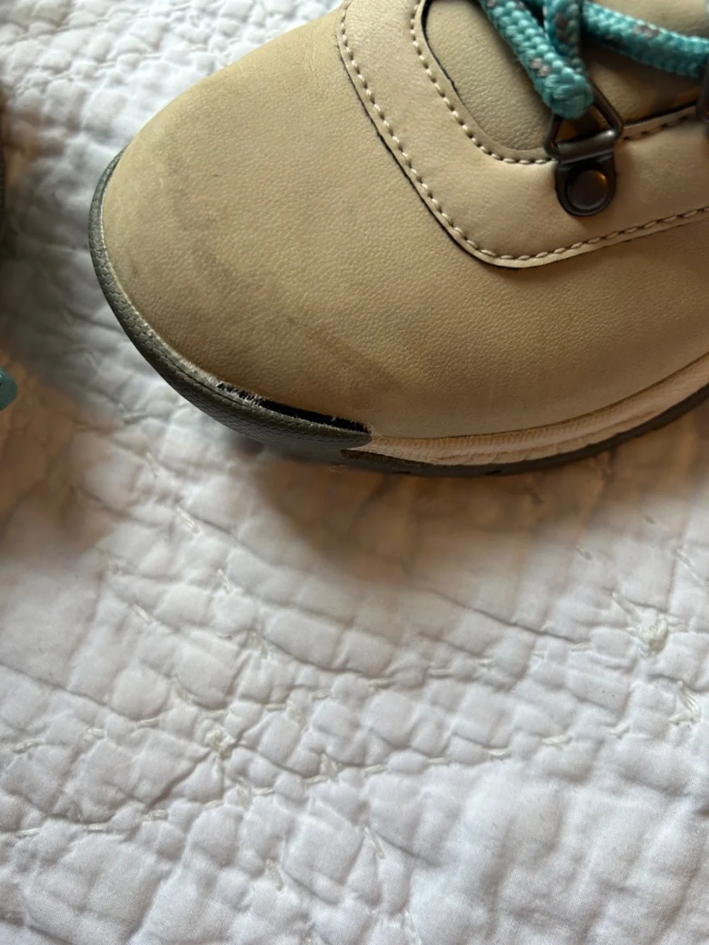 Columbia Hiking books women’s 7